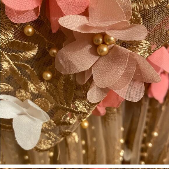 Nichole Lynel Long Sleeve Gown Floral Applique Full Bloom Medium Statement Piece - Picture 7 of 9